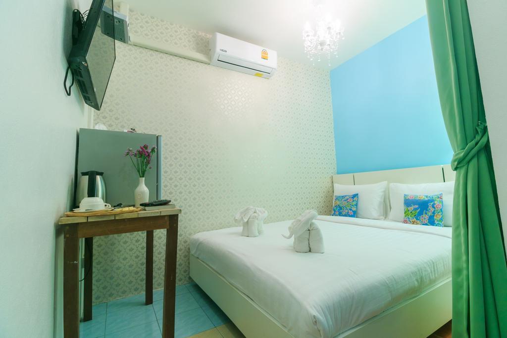 Frog House Bed & Breakfast (Adults Only) Patong Exteriér fotografie