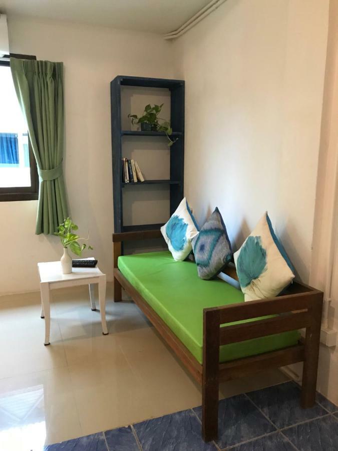 Frog House Bed & Breakfast (Adults Only) Patong Exteriér fotografie